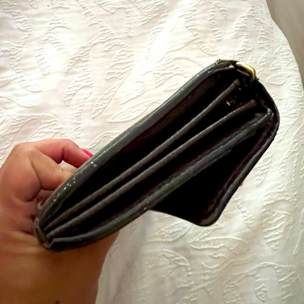 Authentic Louis Vuitton wallet USED - Picture 6 of 8